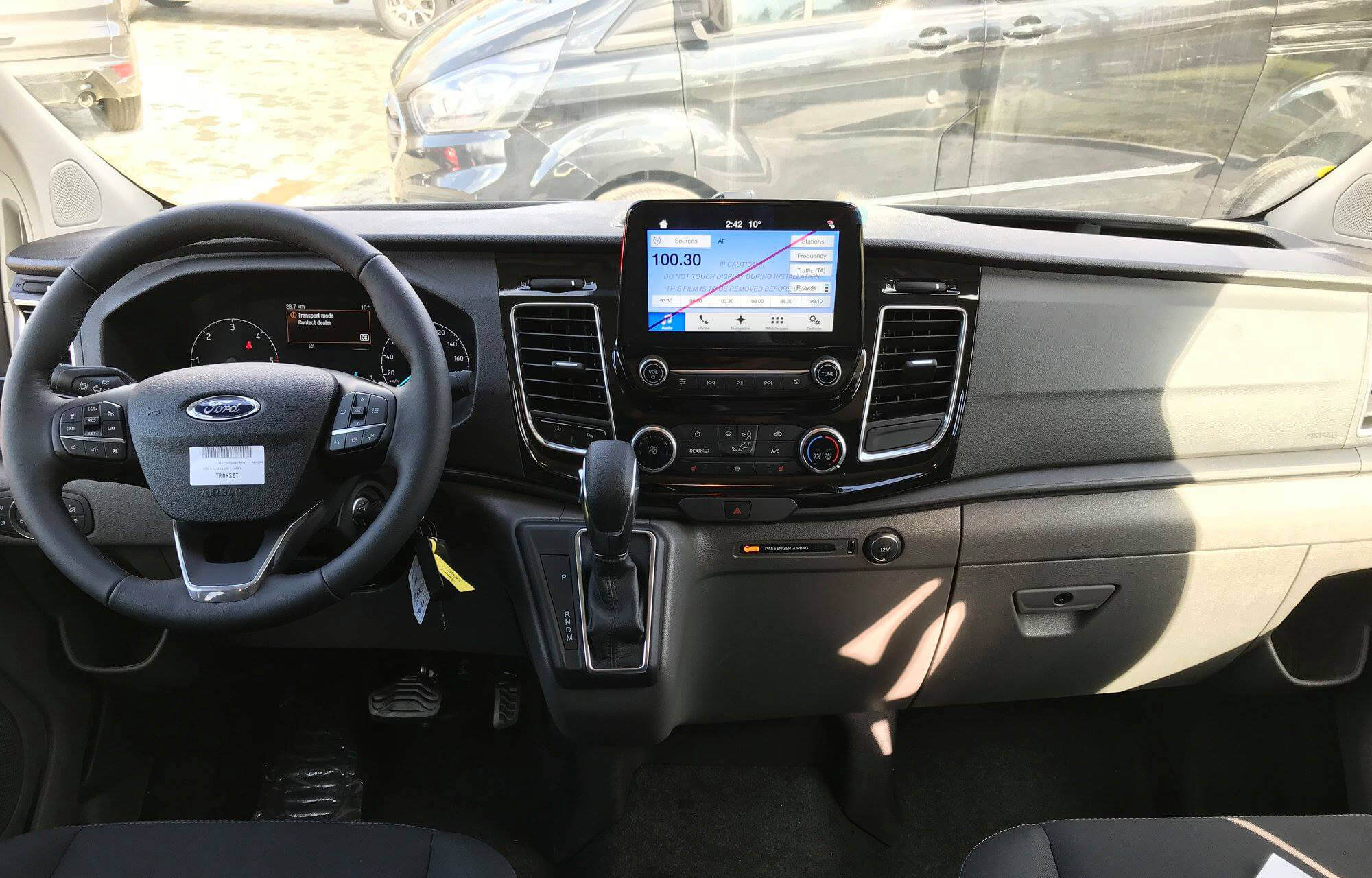 Het exterieur van de nieuwe Tourneo Custom