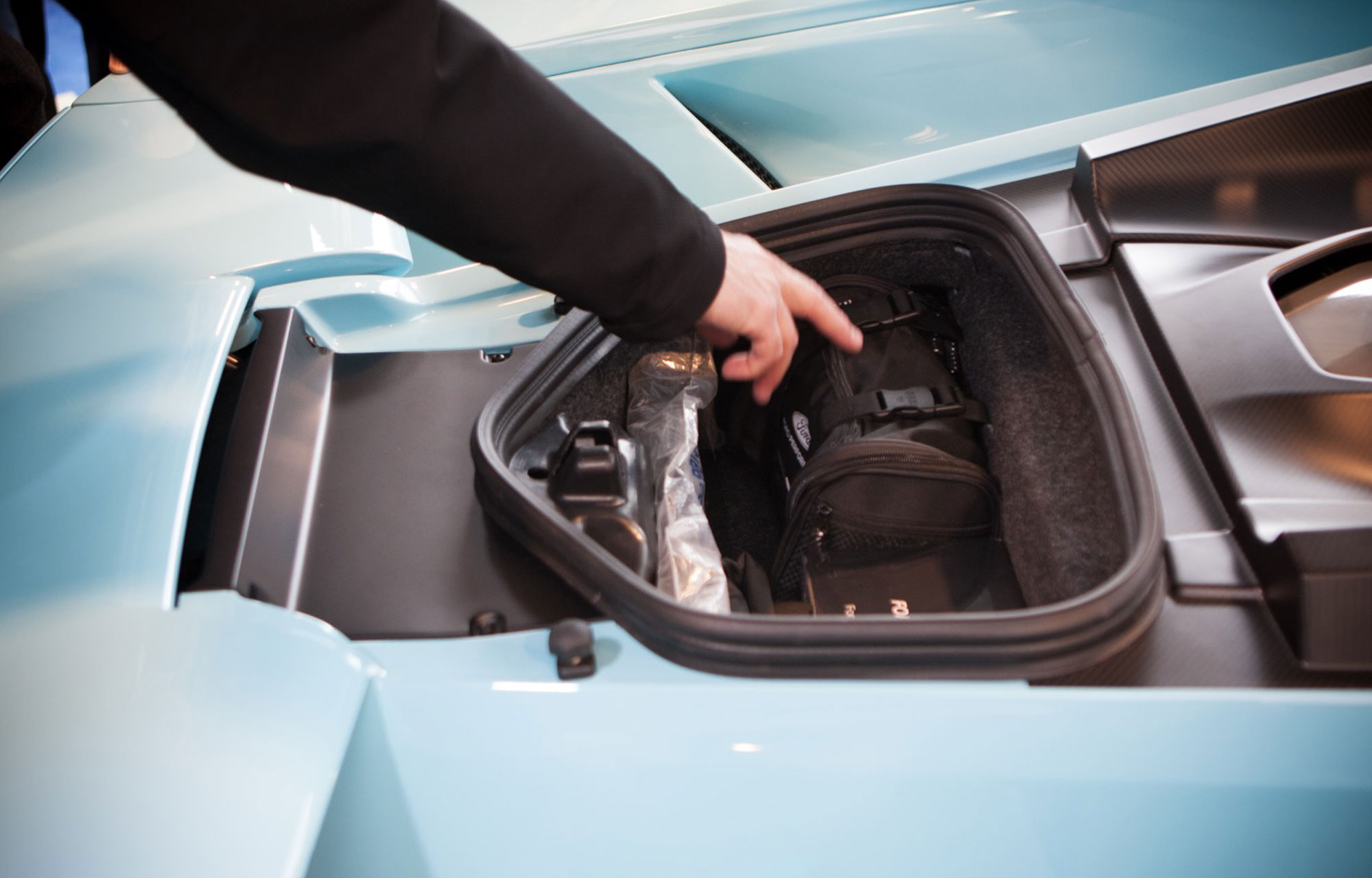 Ford GT FordStore Vanspringel