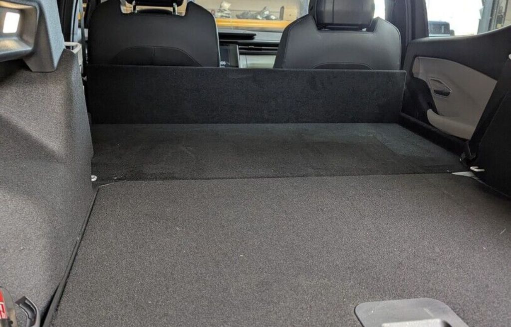 Ford Explorer Cargo kit