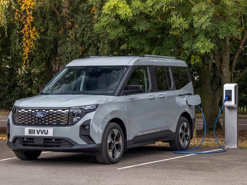 Ford E-Tourneo Courier Ford E-Tourneo Courier