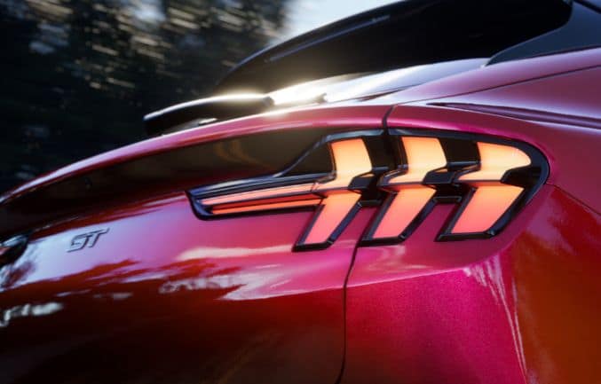 Ford Mustang Mach-E 2025 rood achterlampen