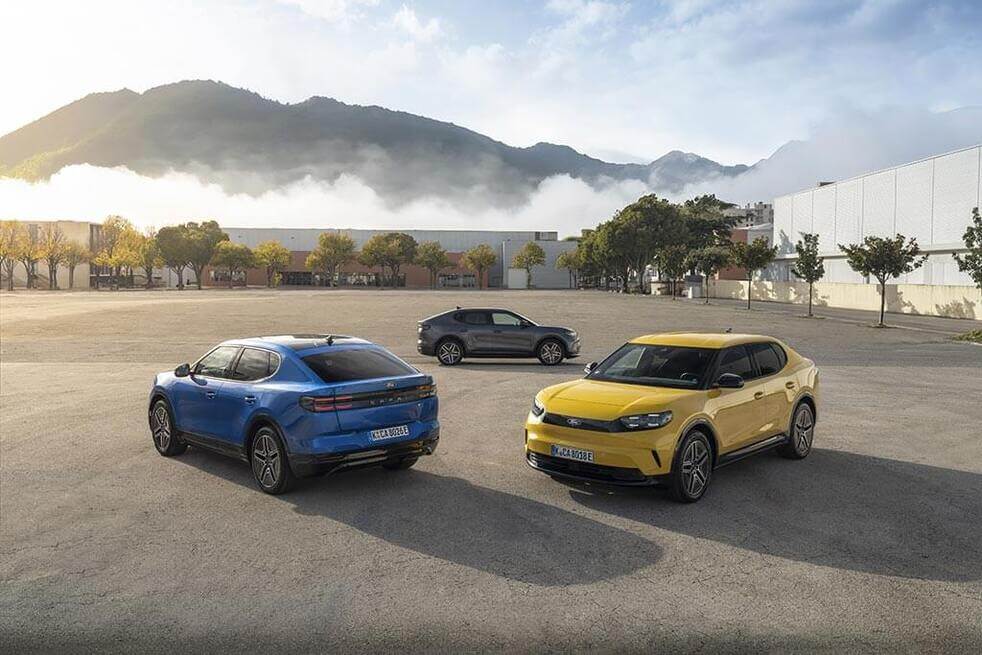 Trois Capri en cercle Trois Capri en cercle