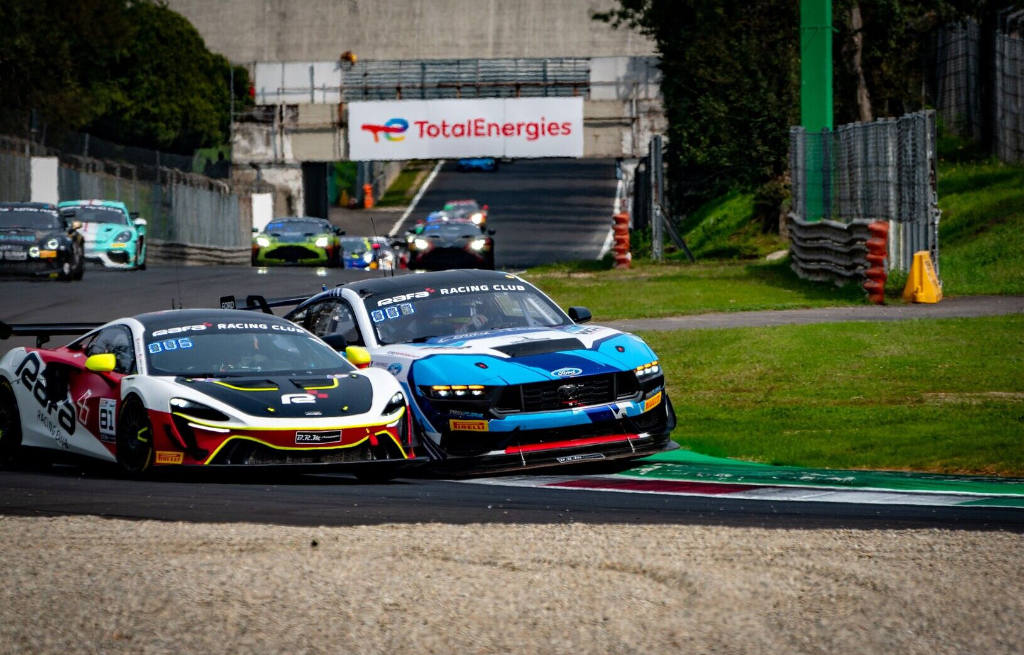 La Mustang GT4 démontre son potentiel