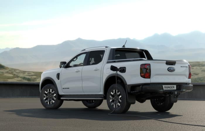 Ford Ranger PHEV en charge vue arrière