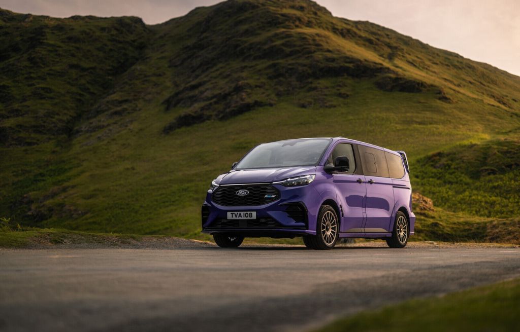 Ford E-Tourneo MS-RT design