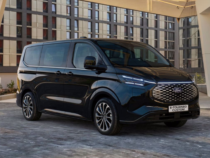 Ford E-Tourneo Custom