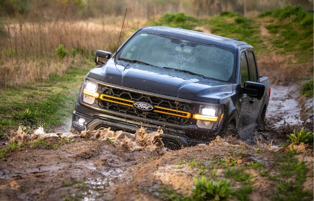 F-150 Tremor Ford F-150 Tremor em ambiente off-road