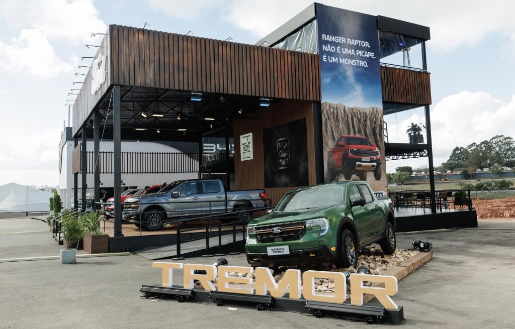 Área Off-Road Área Off-Road com destaque para a Ford Maverick Tremor
