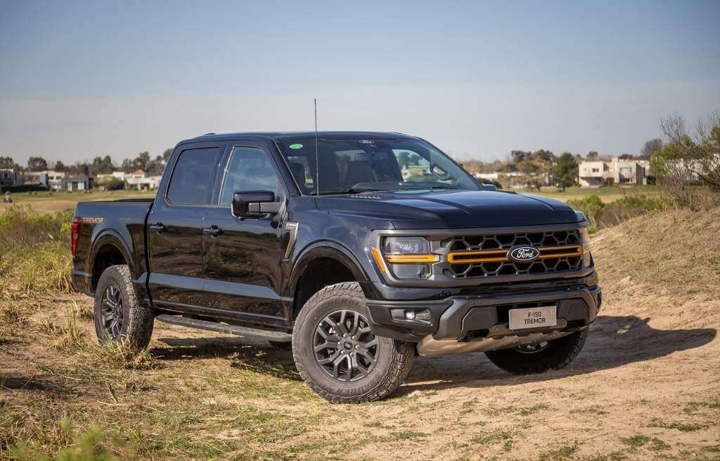 F-150 Tremor Ford F-150 Tremor em ambiente off-road