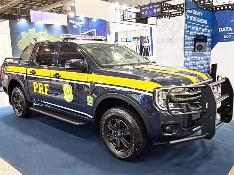 Picape Ford Ranger XLS modificado para patrulha policial