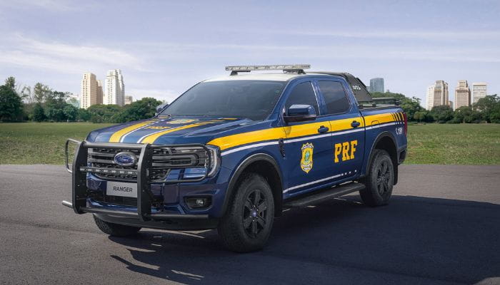 Picape Ford Ranger modificada para PRF