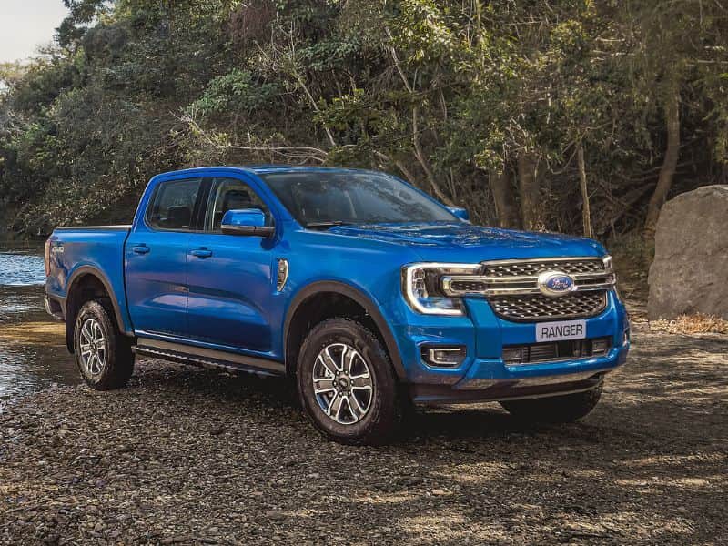Picape Ford Ranger Limited em ambiente de natureza