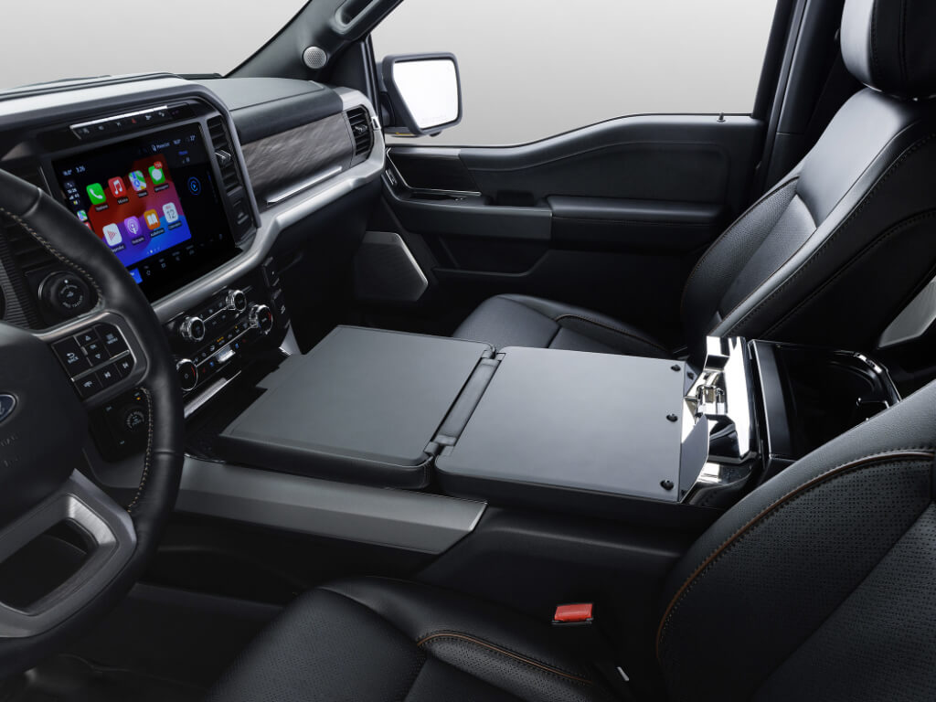 Ford F-150 Lariat interior Sync