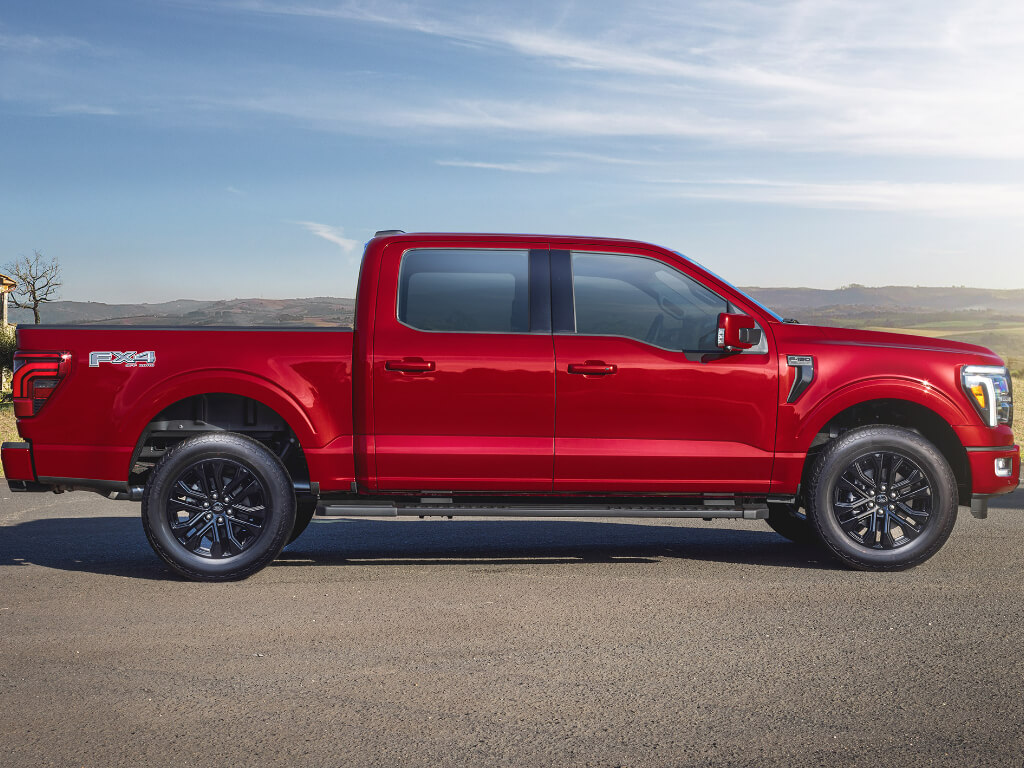 Ford F-150 Lariat Black perfil