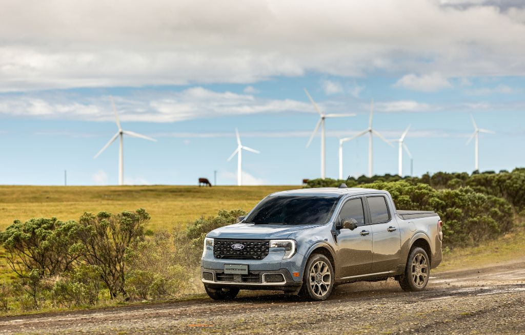 Maverick Hybrid Ford Maverick Hybrid em ambiente rural e off-road