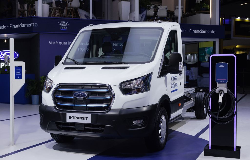 Ford Pro na Fenatran com a E-transit Chassi