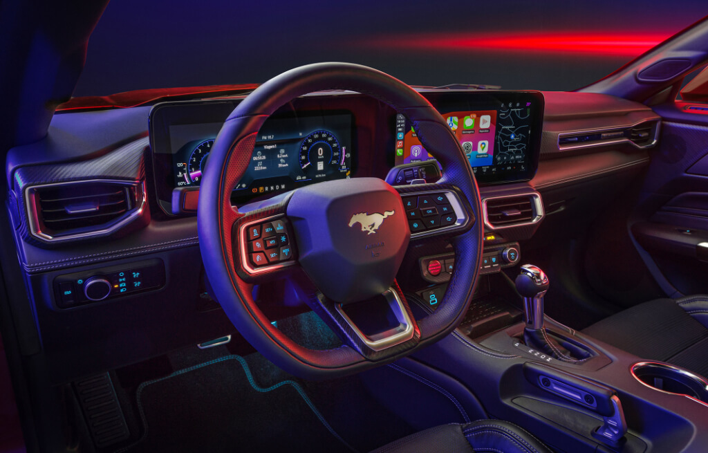 Painel interior frontal do Ford Mustang GT Performance