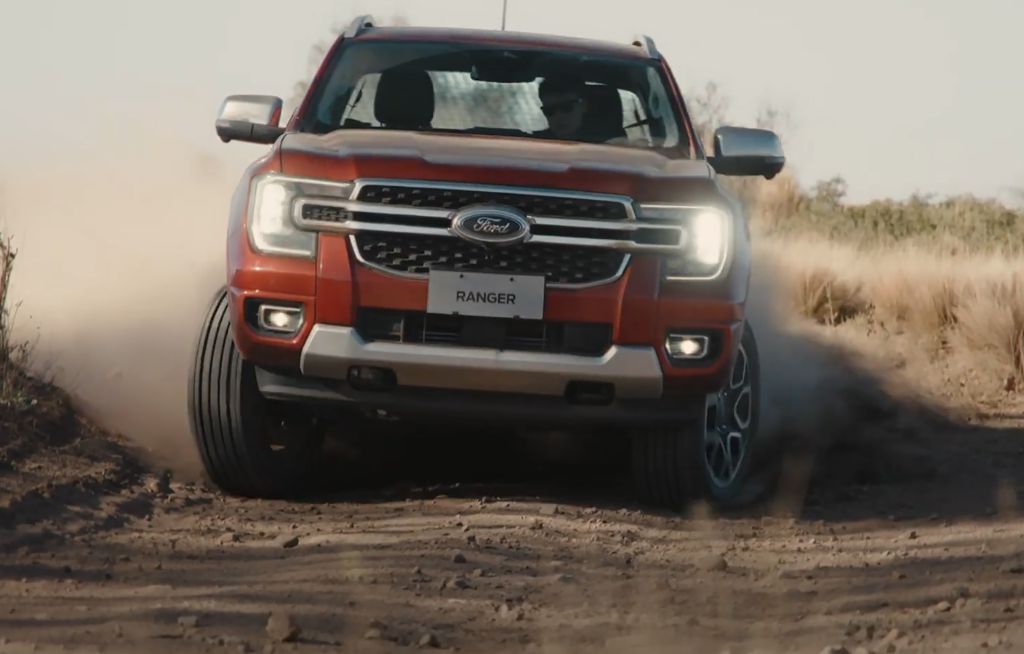 Ford Ranger Limited em Ambiente agro