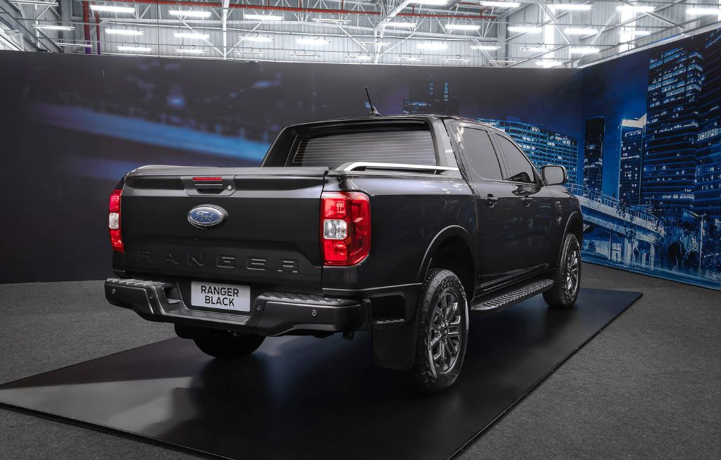 Traseira da Ford Ranger Black 