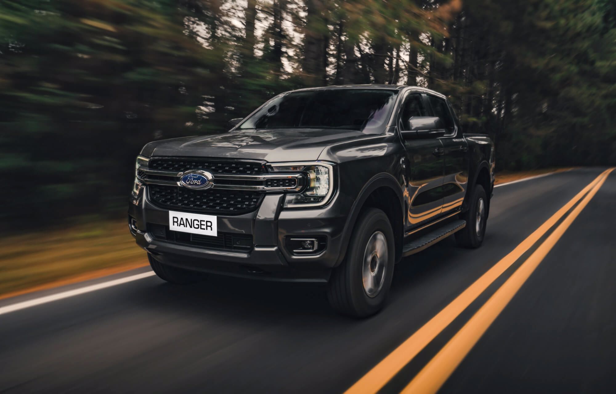 Ford Ranger XL em ambiente agro