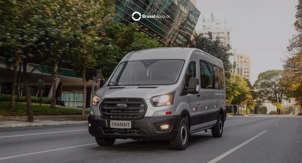 Ford Transit em ambiente urbano