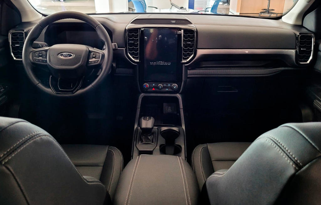 Ranger XLT 2026 Painel da Ranger XLT V6 2026