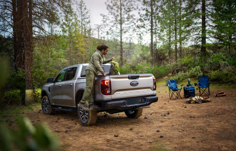 Ford Ranger Camping