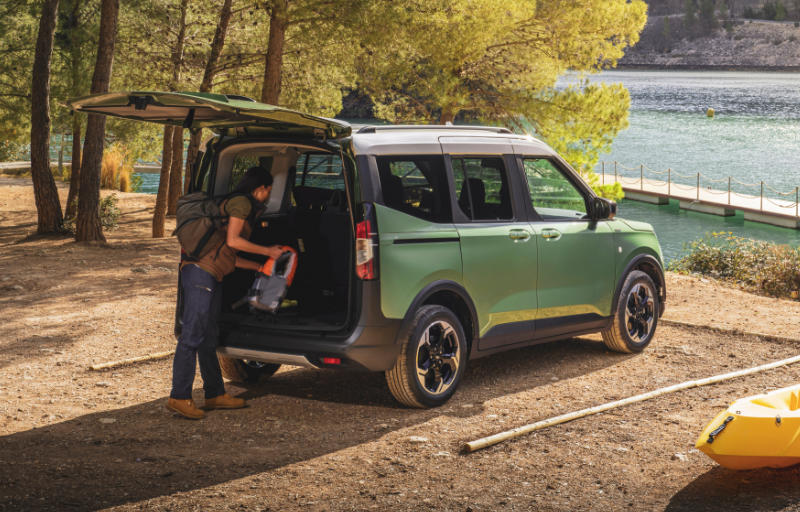 Turneo Custom Sommer mit Zubehör