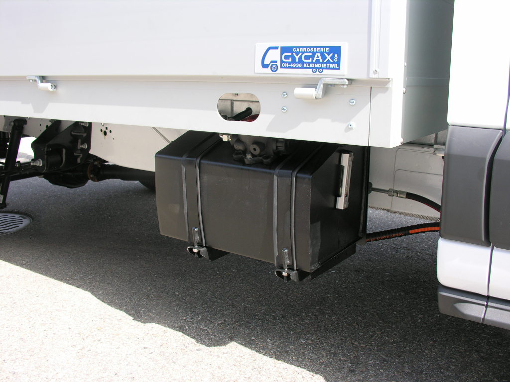 Ford Transit mit Kran