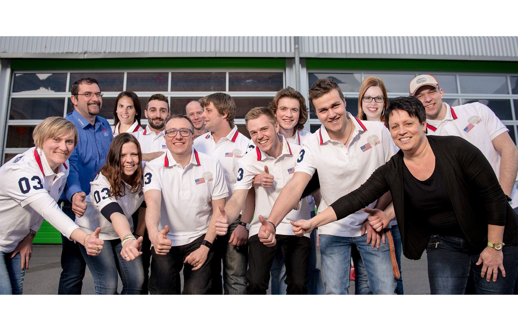 Neue Ausstellhalle bei Sport-Garage Uri GmbH Neue Ausstellhalle bei Sport-Garage Uri GmbH