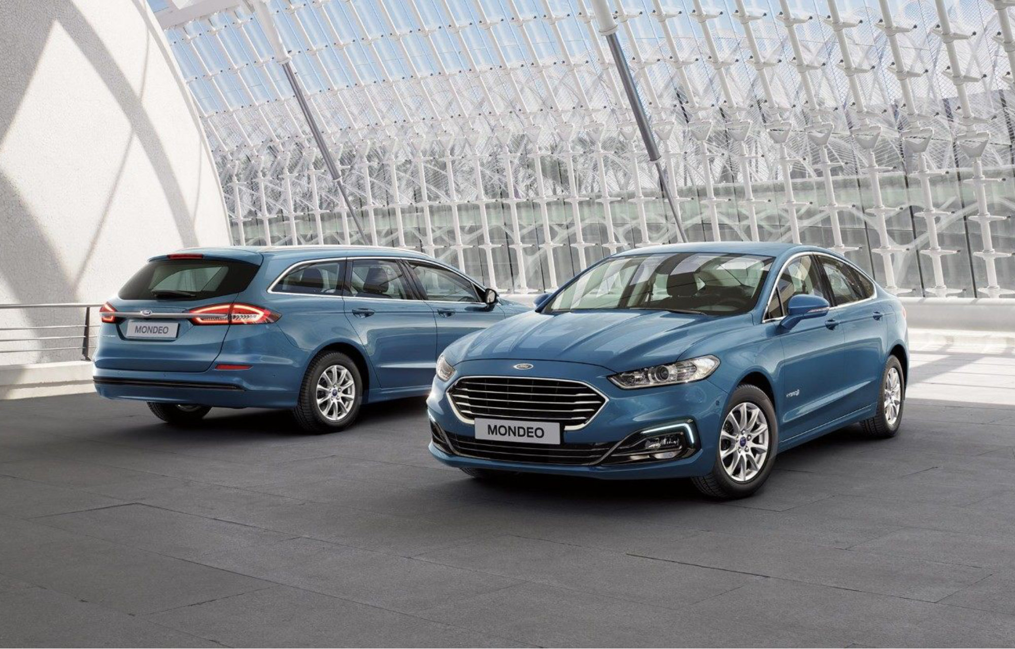 Ford Mondeo Hybrid Stationwagon