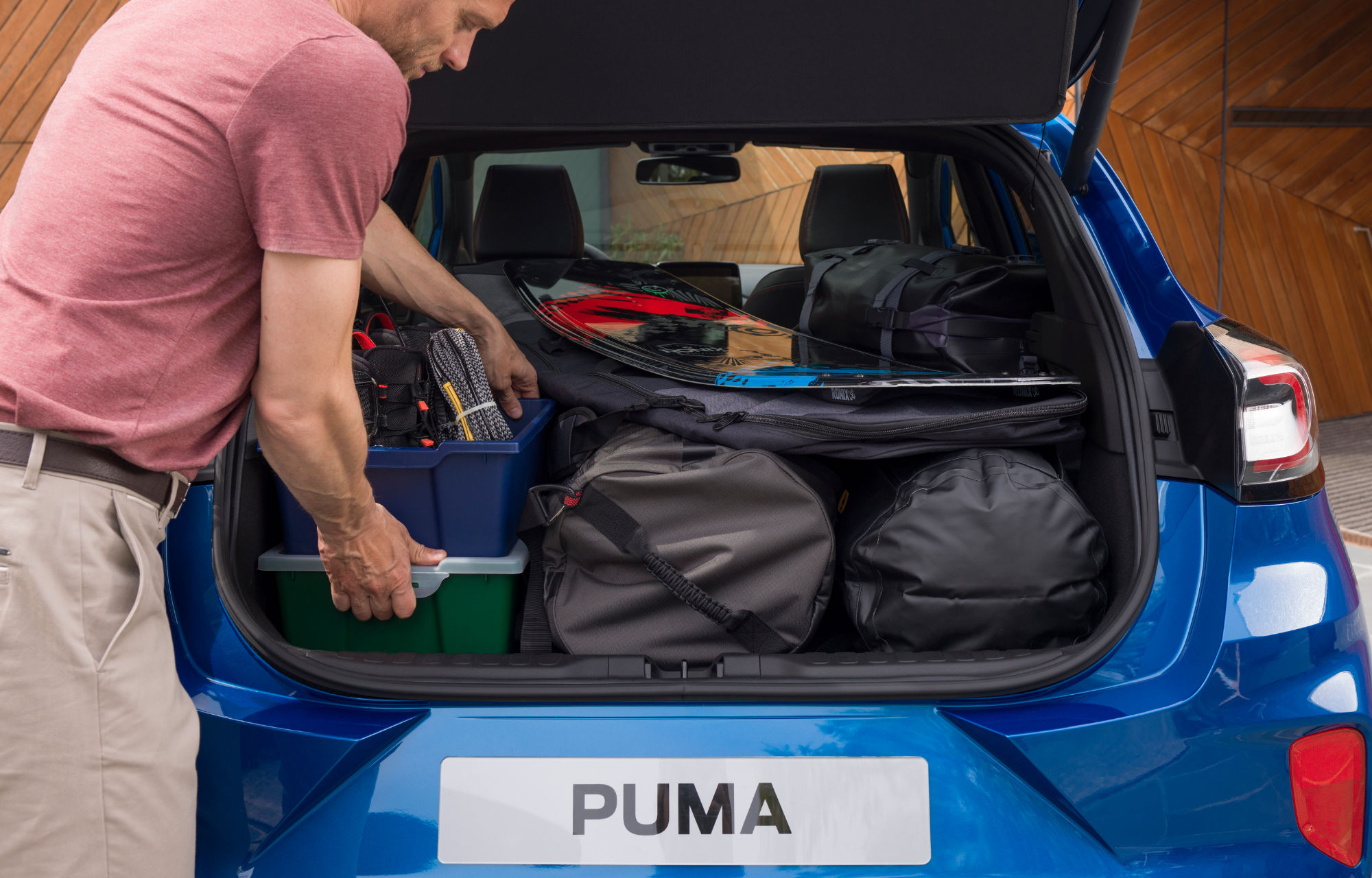 Ausstellungs-Highlights Ford Puma und Ford Explorer Plug-In Hybrid