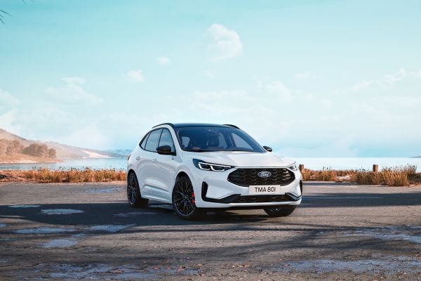 Ford Kuga White Edition