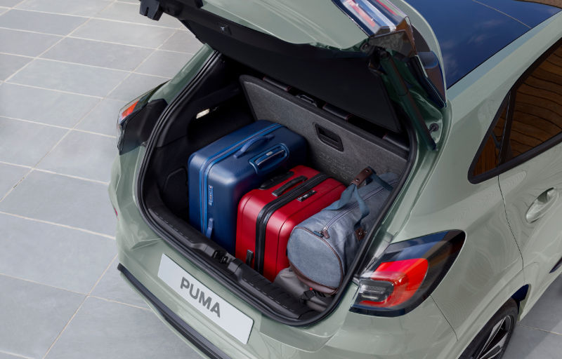 Ausgiebig Stauraum im neuen Ford Puma