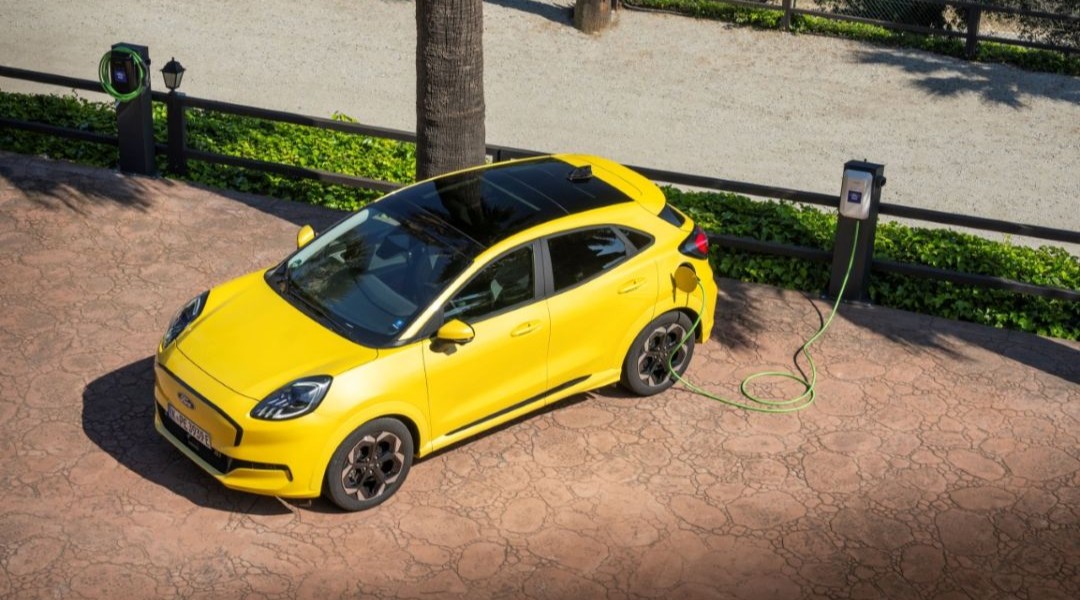 Puma Gen-E in gelb wird geladen