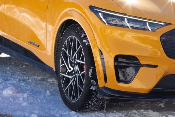 Pneus et jantes Pneus et jantes Ford Mustang Mach-E sous les projecteurs