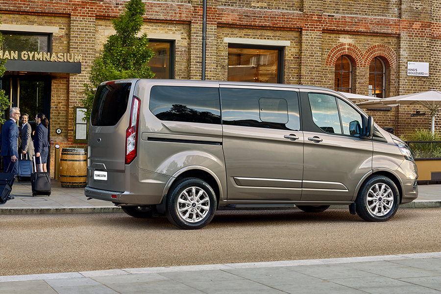 Nový Ford Tourneo Custom Nový Ford Tourneo Custom