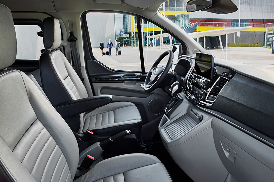 Nový Ford Tourneo Custom Nový Ford Tourneo Custom