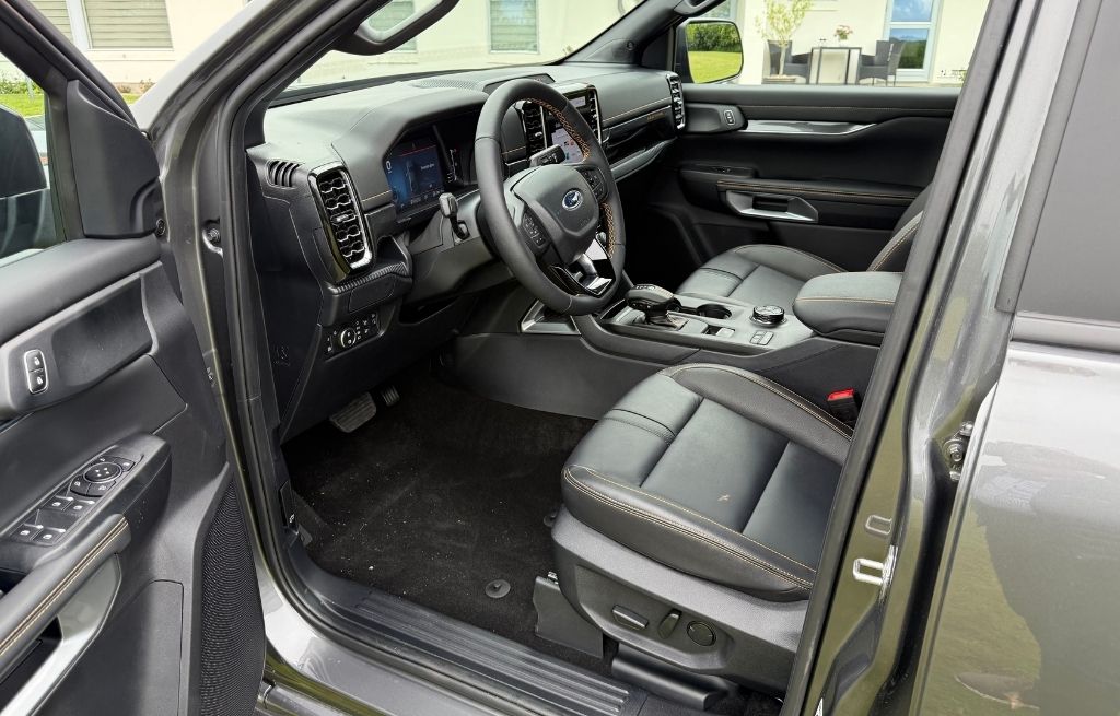 Ranger PHEV interiør billede af ford ranger phev interiør