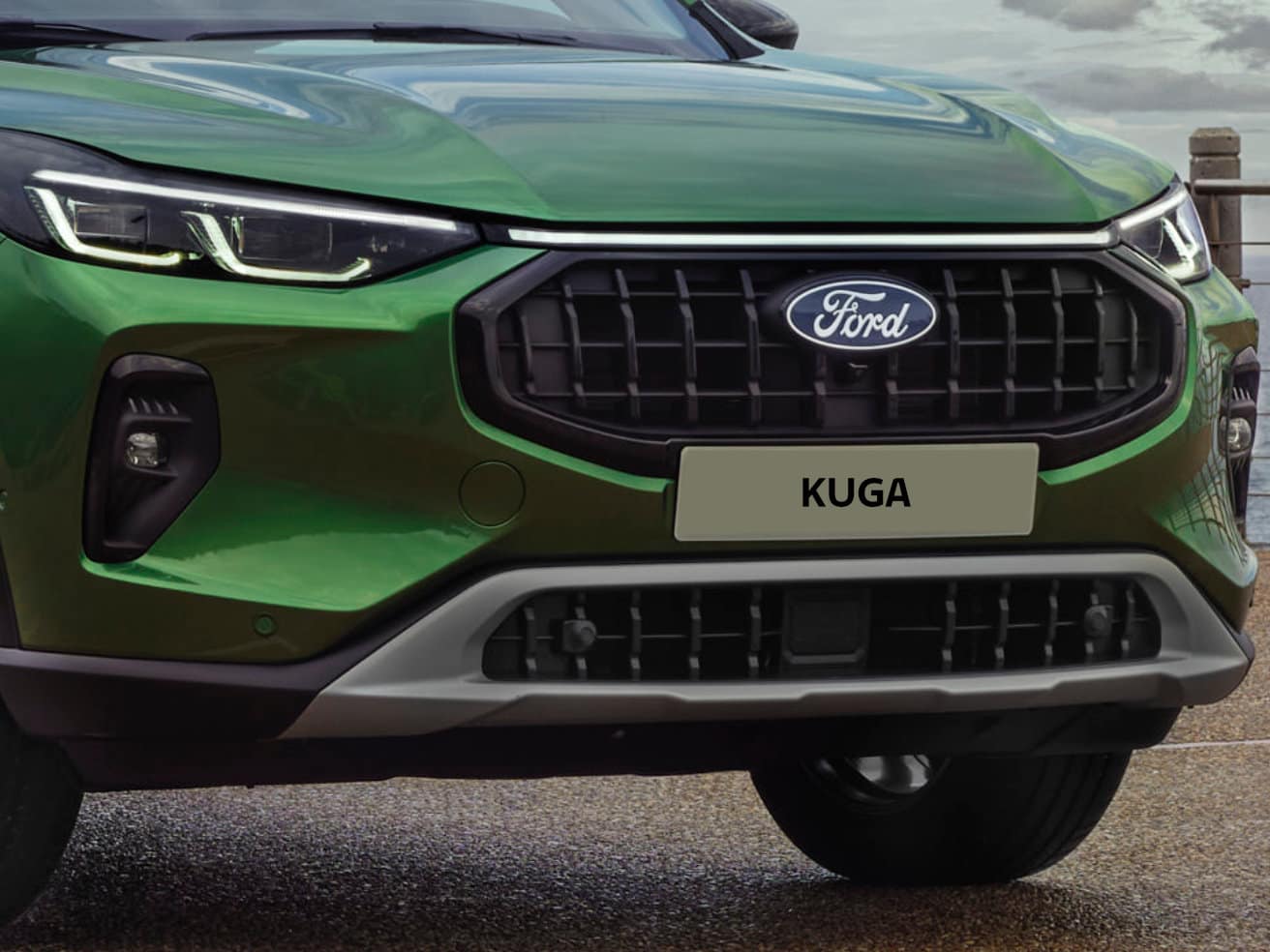 Ford Kuga ydre design front grill og forlygter