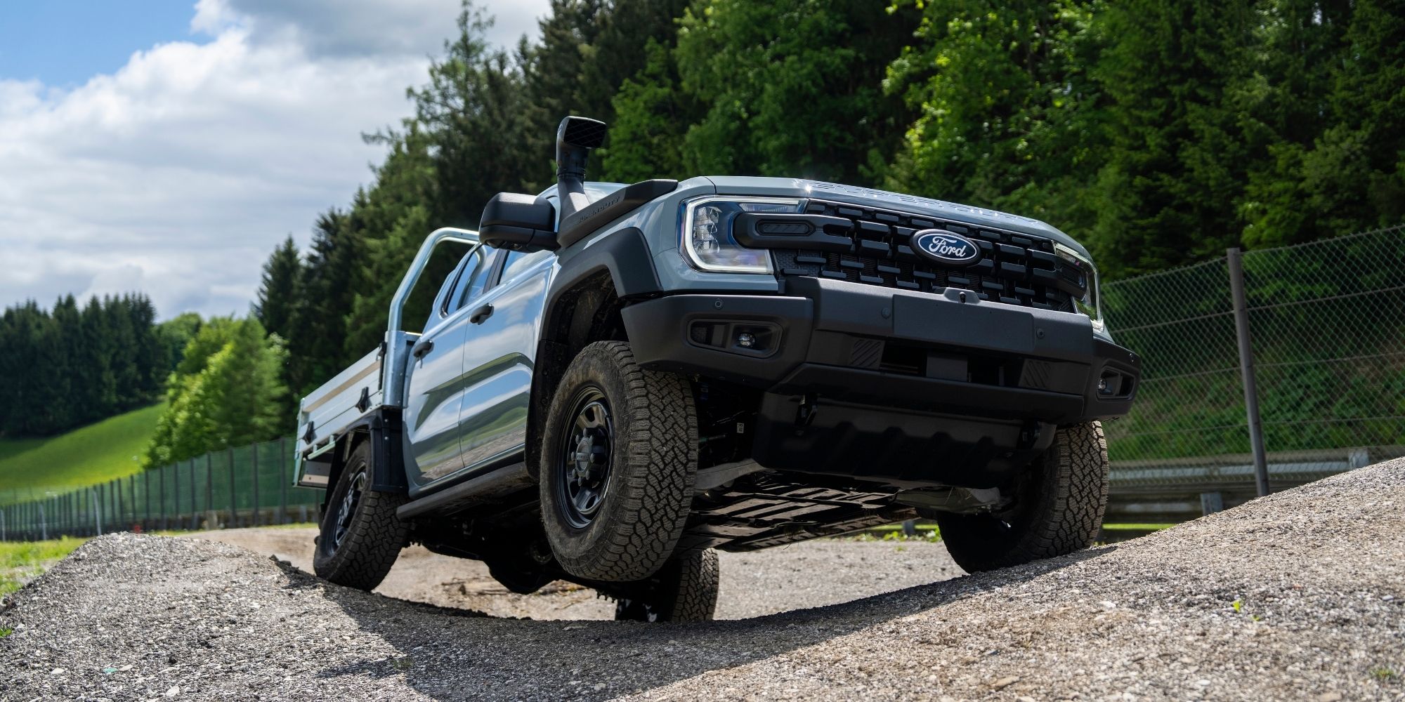 Ranger Super Duty på grus