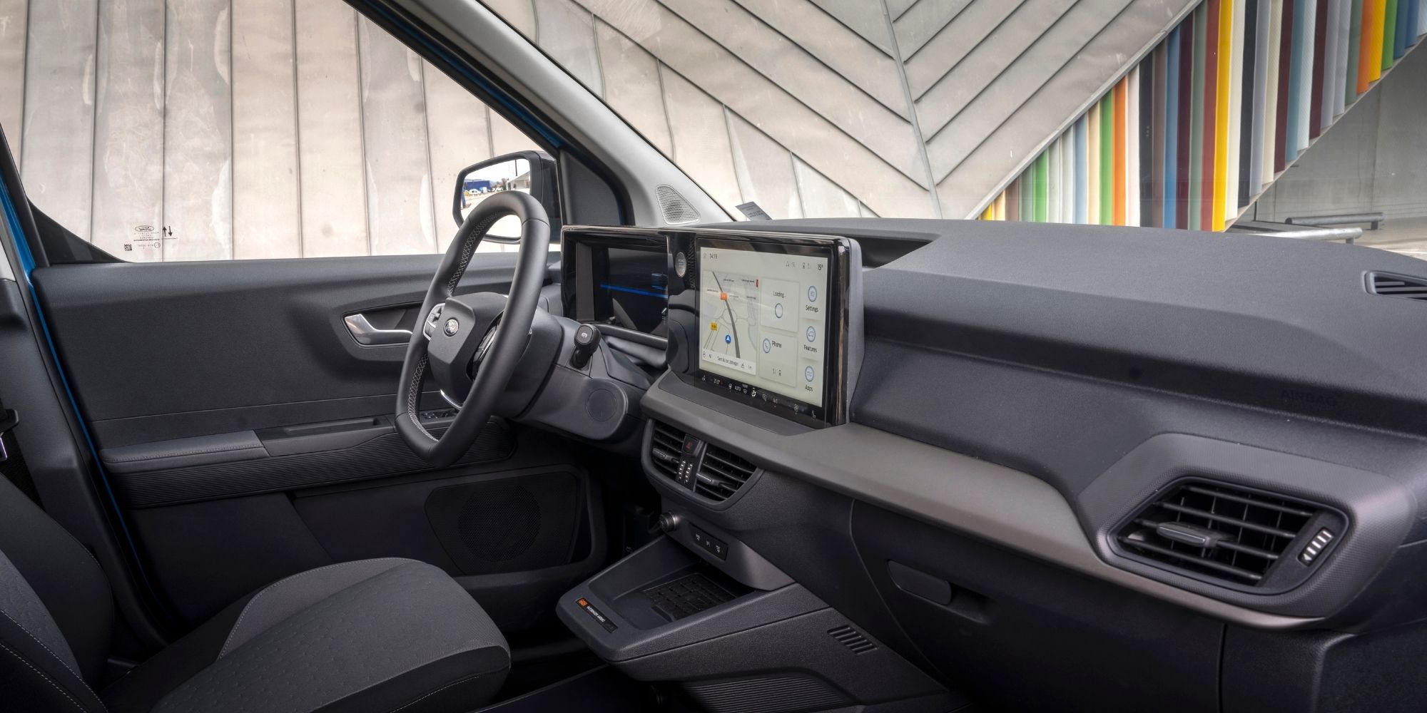 Ford E-Transit Courier interiør