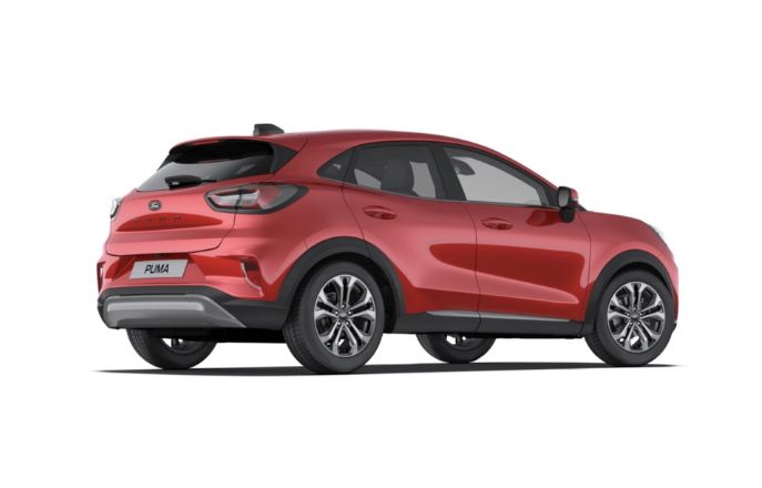 Punainen Ford Puma