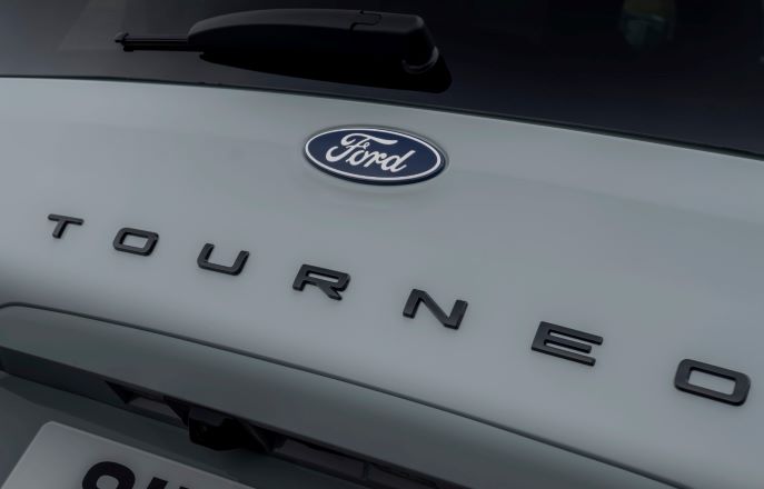 2024 Ford E-Tourneo Courier logo