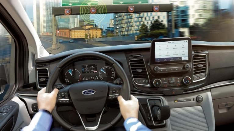 Illustration de la reconnaissance des panneaux de signalisation