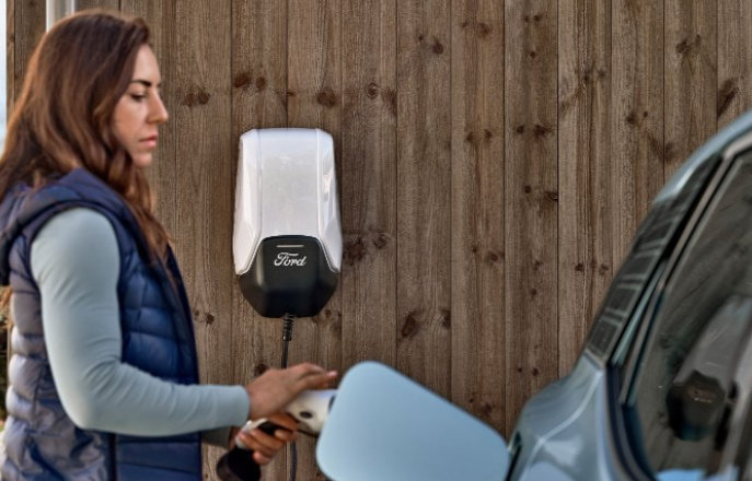 FORD SMART CHARGING]