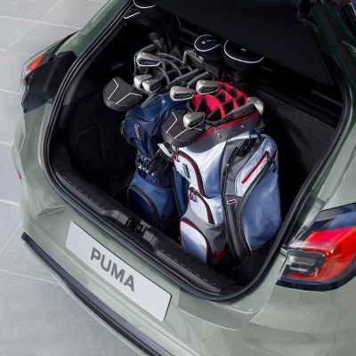 Golf bag in Ford Puma megabox