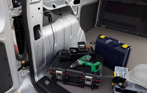 Transit Connect phev tool charging