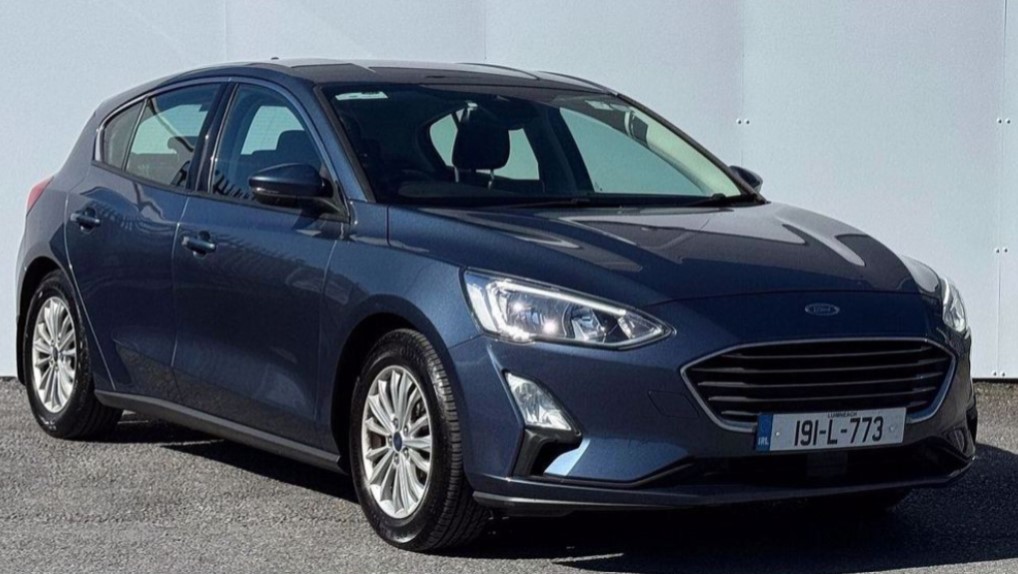Ford Focus front