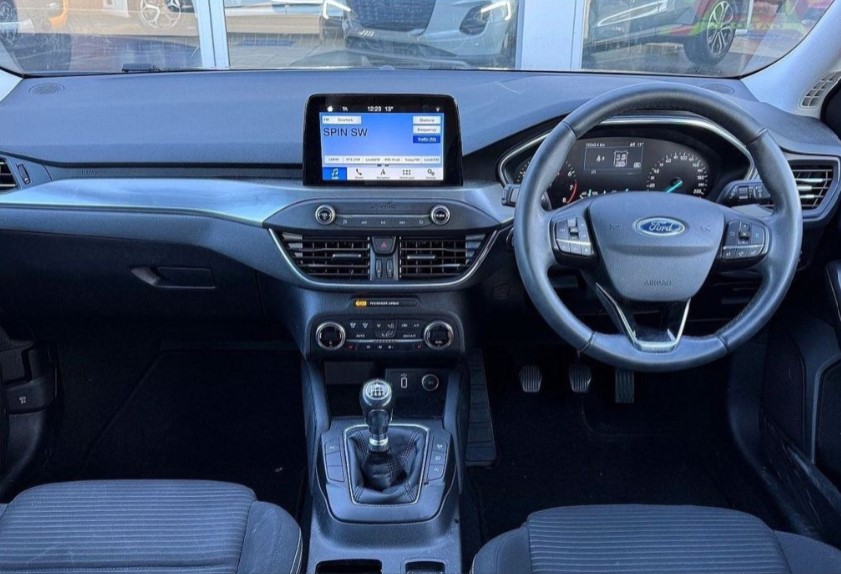 Ford Focus front view